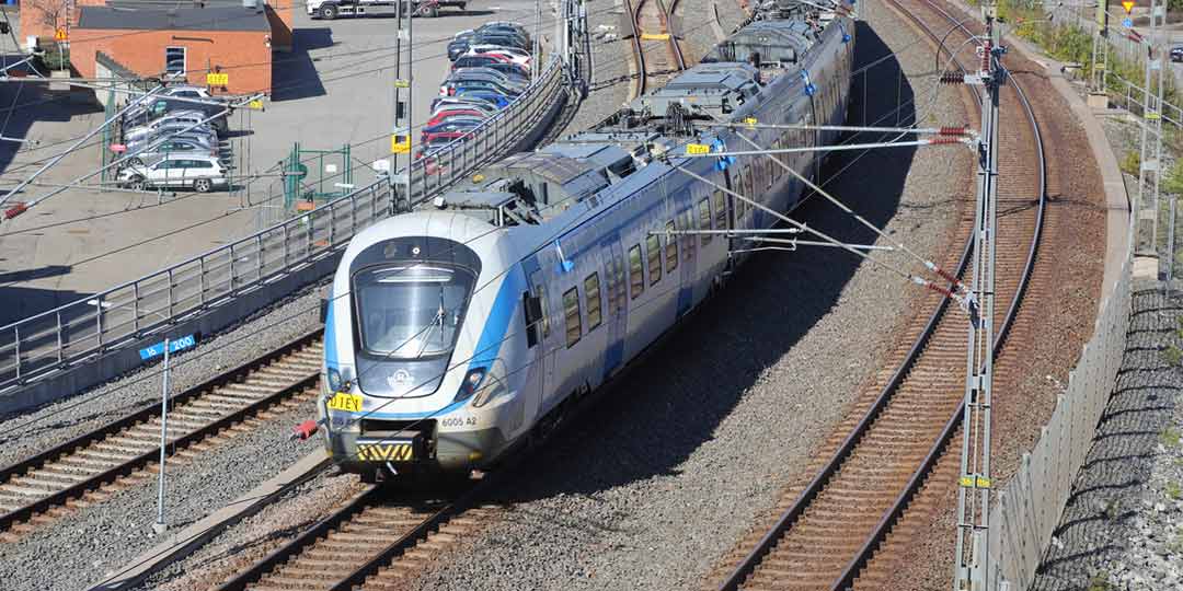pendeltåg-hitta-till-oss-stockholmsässan-1080x540px pendeltåg som kör